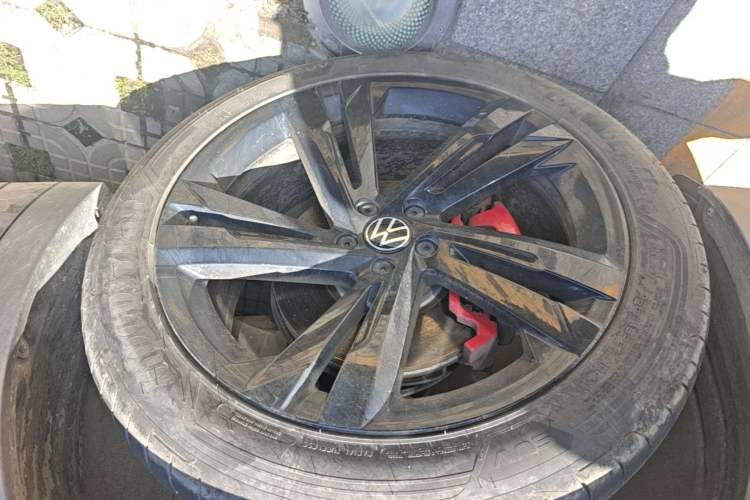 Used Volkswagen Teramont X 2024 380TSI Four-Wheel Drive Longxiang Edition Left Front Wheel Hub