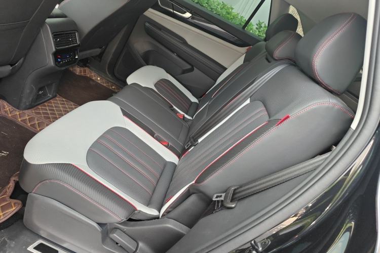 Used Volkswagen Teramont X 2024 380TSI Four-Wheel Drive Prestige Luxury Edition Left Rear Seat