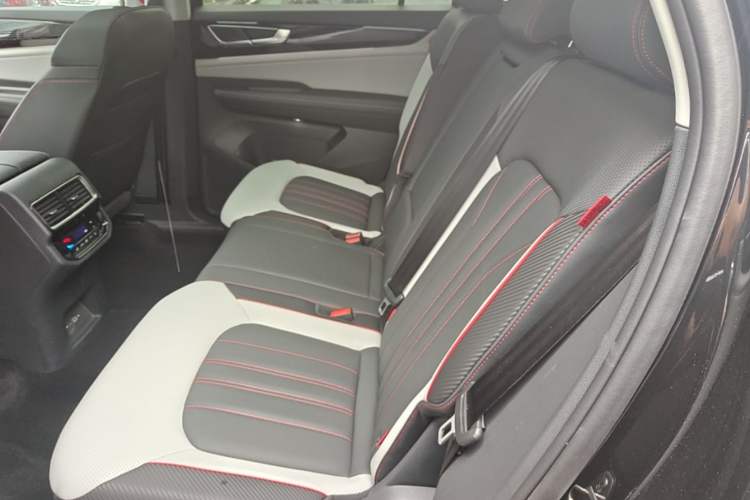 Used Volkswagen Teramont X 2024 380TSI Four-Wheel Drive Longxiang Edition Left Rear Seat