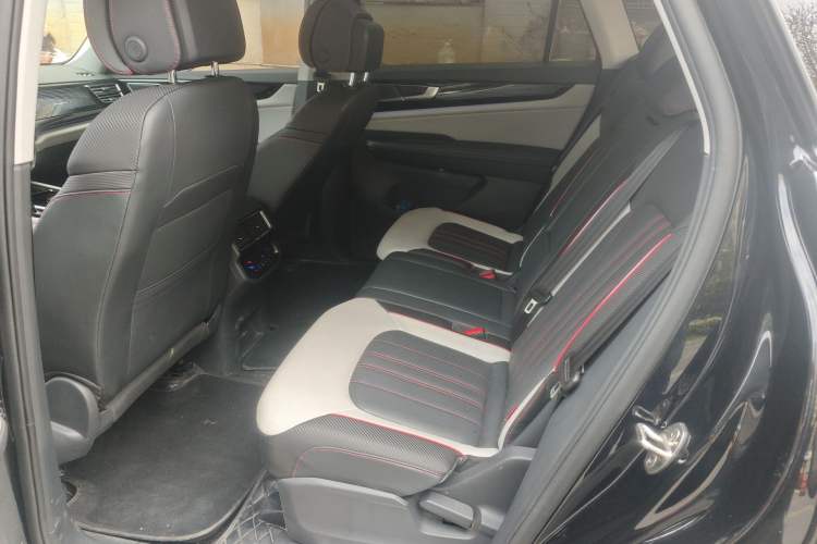 Used Volkswagen Teramont X 2024 380TSI Four-Wheel Drive Prestige Luxury Edition Left Rear Seat