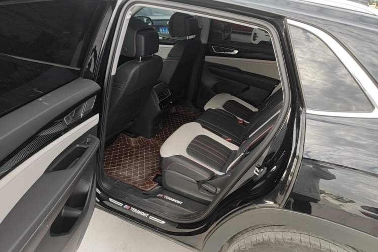 Used Volkswagen Teramont X 2024 380TSI Four-Wheel Drive Prestige Luxury Edition Left Rear Seat