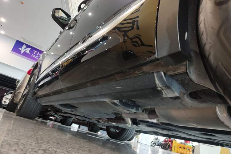 Used Volkswagen Teramont X 2024 380TSI All-Wheel Drive Longyao Edition Left Side Sill