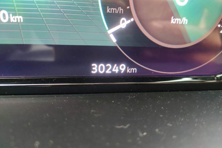 Used Volkswagen Teramont X 2024 380TSI All-Wheel Drive Longyao Edition Odometer Close Up