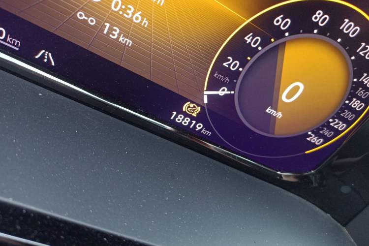 Used Volkswagen Teramont X 2024 380TSI Four-Wheel Drive Luxury Edition Odometer Close Up
