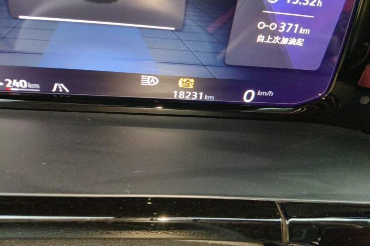 Used Volkswagen Teramont X 2024 380TSI Four-Wheel Drive Longxiang Edition Odometer Close Up