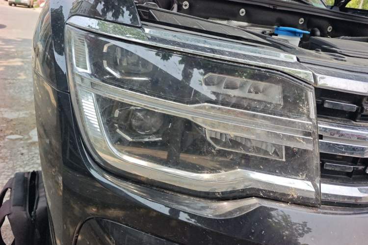 Used Volkswagen Teramont X 2024 380TSI All-Wheel Drive Longyao Edition Right Front Headlight