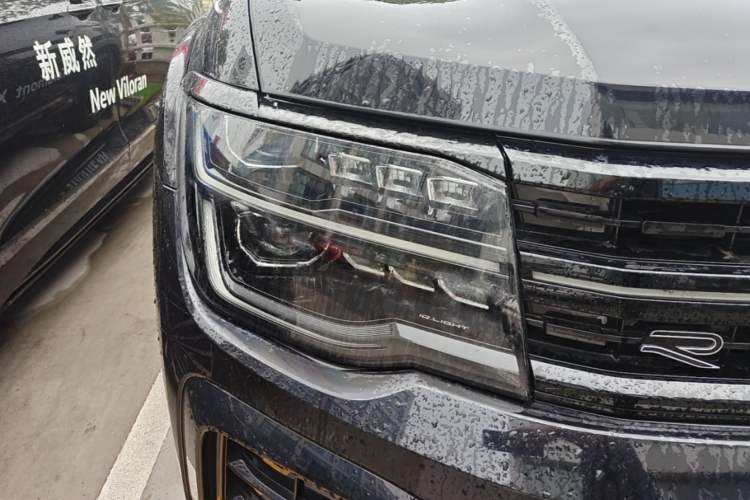 Used Volkswagen Teramont X 2024 380TSI Four-Wheel Drive Longxiang Edition Right Front Headlight