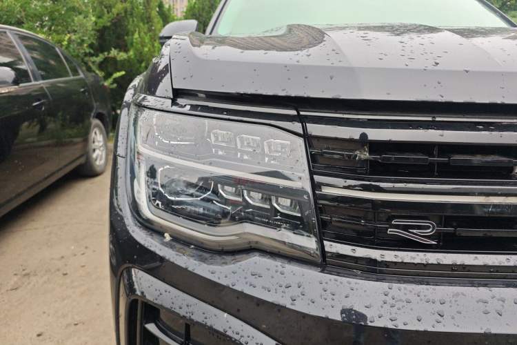 Used Volkswagen Teramont X 2024 380TSI Four-Wheel Drive Prestige Flagship Edition Right Front Headlight