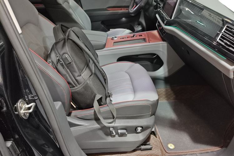 Used Volkswagen Teramont X 2024 380TSI Four-Wheel Drive Prestige Luxury Edition Right Front Seat