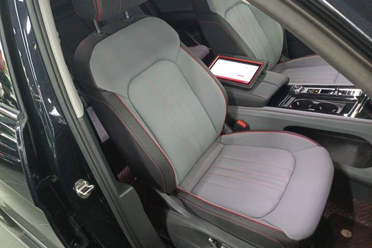 Used Volkswagen Teramont X 2024 380TSI Four-Wheel Drive Prestige Luxury Edition Right Front Seat