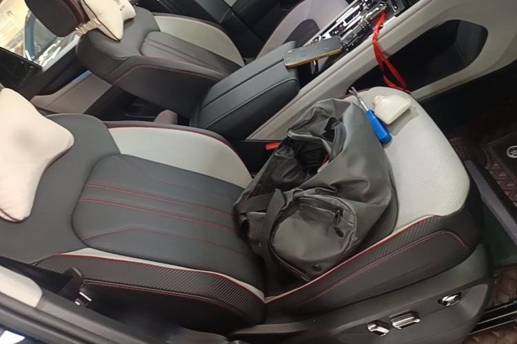 Used Volkswagen Teramont X 2024 380TSI All-Wheel Drive Longyao Edition Right Front Seat