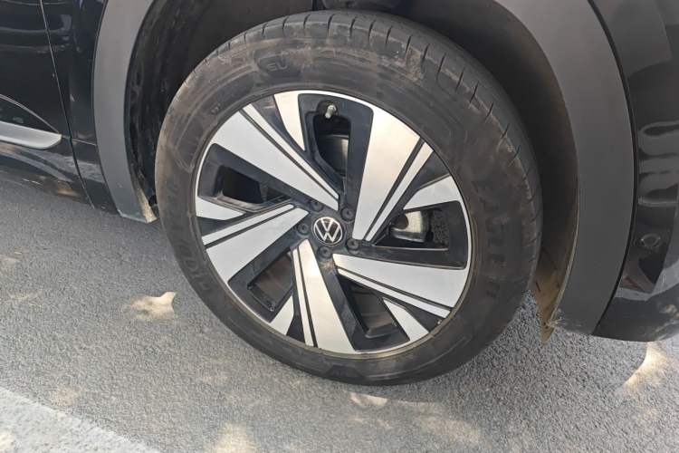 Used Volkswagen Teramont X 2024 380TSI Four-Wheel Drive Prestige Luxury Edition Right Front Wheel Hub