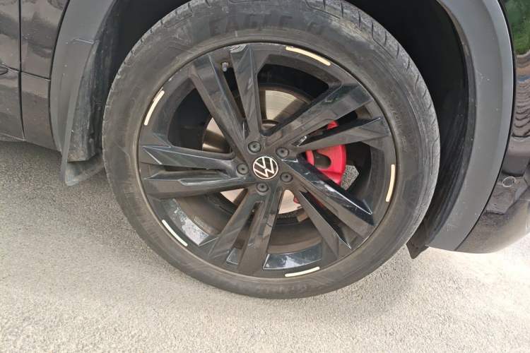 Used Volkswagen Teramont X 2024 380TSI Four-Wheel Drive Prestige Flagship Edition Right Front Wheel Hub