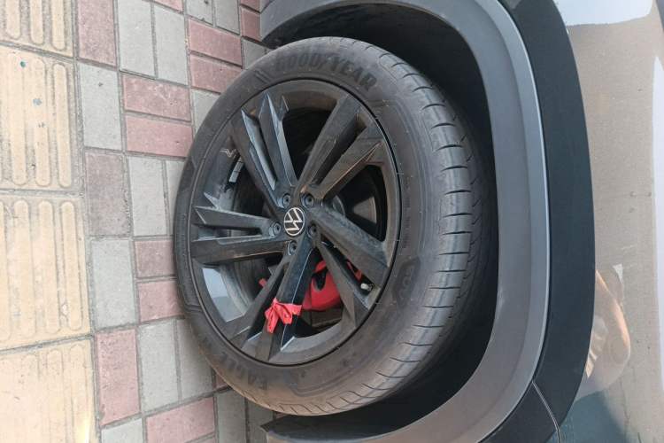 Used Volkswagen Teramont X 2024 380TSI Four-Wheel Drive Longxiang Edition Right Front Wheel Hub