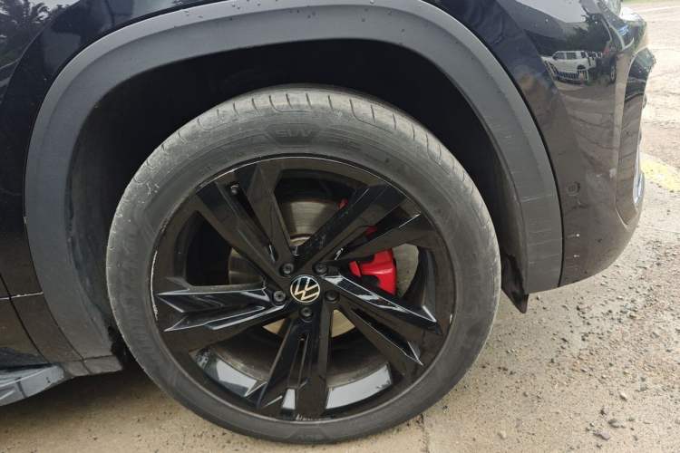 Used Volkswagen Teramont X 2024 380TSI Four-Wheel Drive Prestige Flagship Edition Right Front Wheel Hub