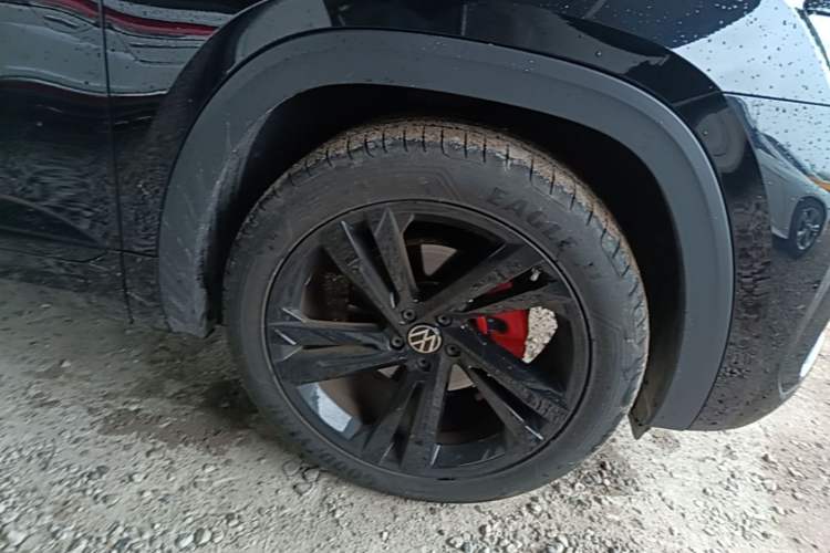 Used Volkswagen Teramont X 2024 380TSI Four-Wheel Drive Longxiang Edition Right Front Wheel Hub