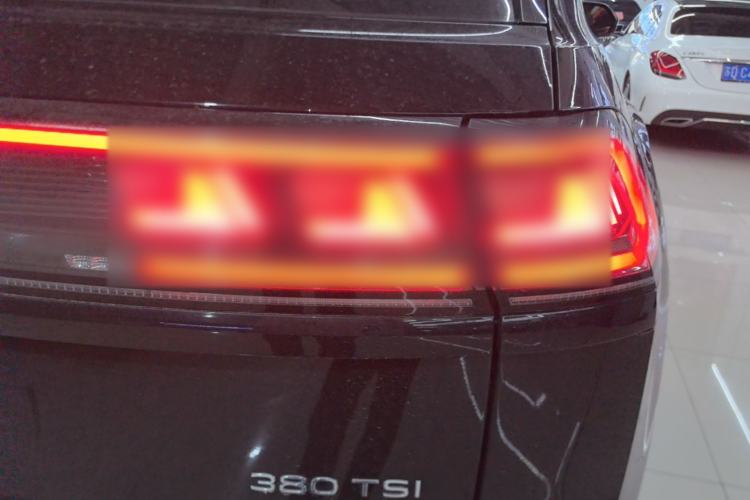 Used Volkswagen Teramont X 2024 380TSI Four-Wheel Drive Prestige Luxury Edition Right Rear Taillight