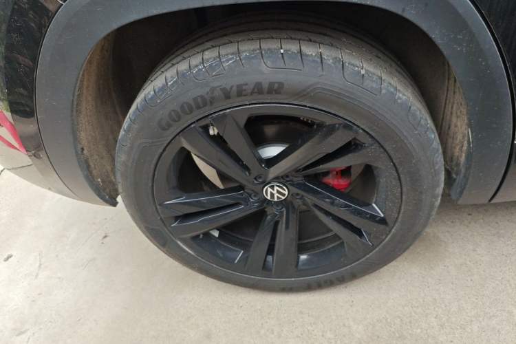 Used Volkswagen Teramont X 2024 380TSI Four-Wheel Drive Longxiang Edition Right Rear Wheel Hub