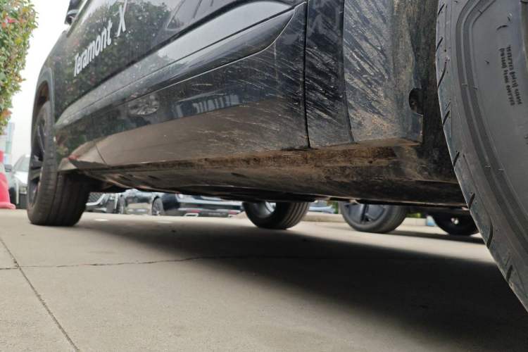 Used Volkswagen Teramont X 2024 380TSI Four-Wheel Drive Longxiang Edition Right Side Sill