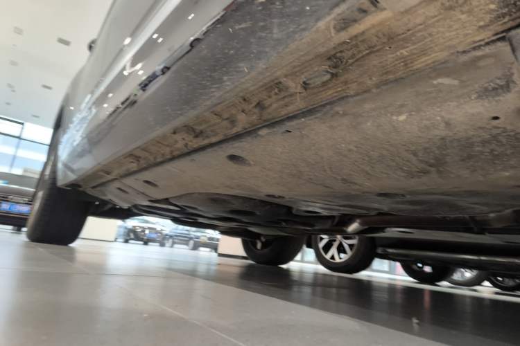 Used Volkswagen Teramont X 2024 380TSI All-Wheel Drive Longyao Edition Right Side Sill