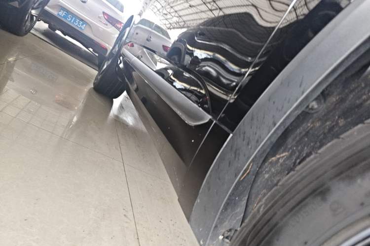 Used Volkswagen Teramont X 2024 380TSI Four-Wheel Drive Prestige Luxury Edition Right Side Sill