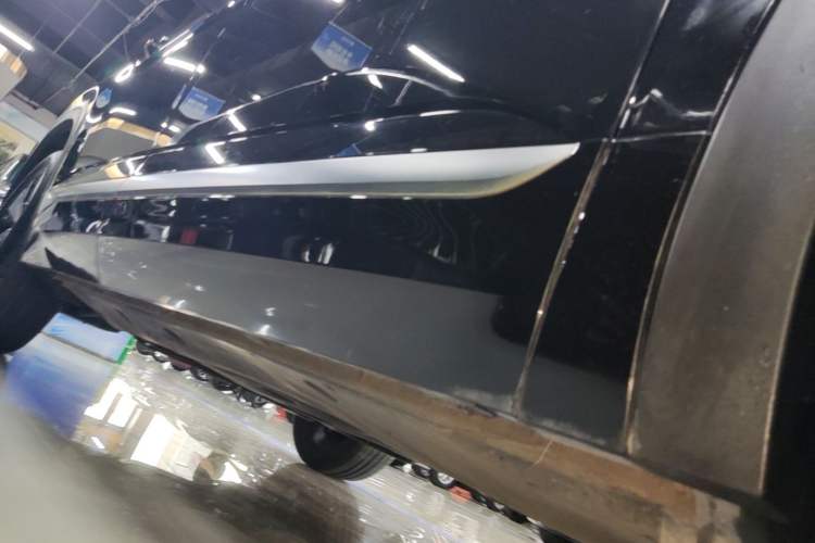 Used Volkswagen Teramont X 2024 380TSI Four-Wheel Drive Prestige Luxury Edition Right Side Sill