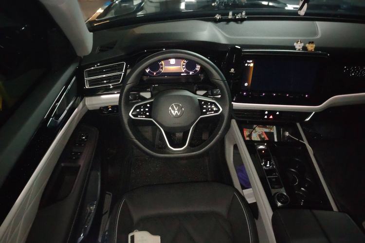 Used Volkswagen Teramont X 2024 380TSI All-Wheel Drive Longyao Edition Steering Wheel