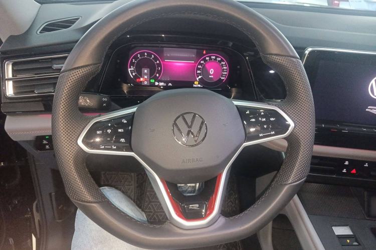 Used Volkswagen Teramont X 2024 380TSI All-Wheel Drive Longyao Edition Steering Wheel