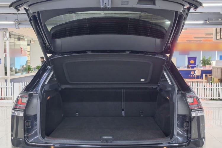 Used Volkswagen Teramont X 2024 380TSI All-Wheel Drive Longyao Edition Trunk