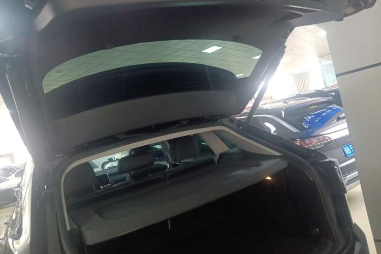 Used Volkswagen Teramont X 2024 380TSI All-Wheel Drive Longyao Edition Trunk