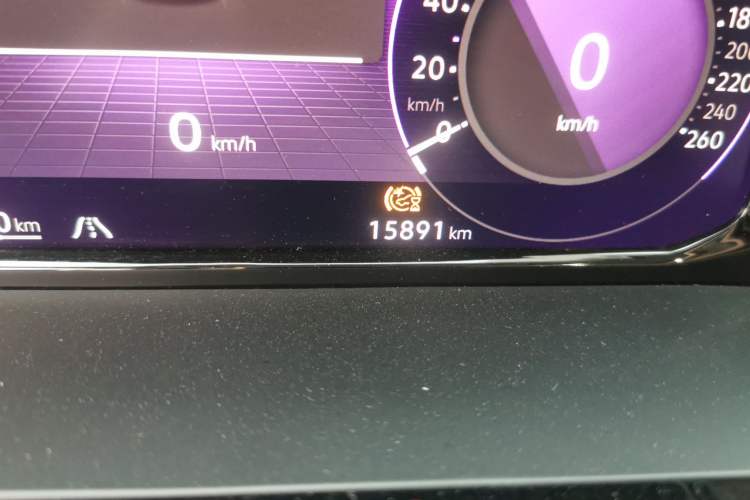 Used Volkswagen Teramont X 2024 380TSI Four-Wheel Drive Prestige Luxury Edition Odometer Close Up