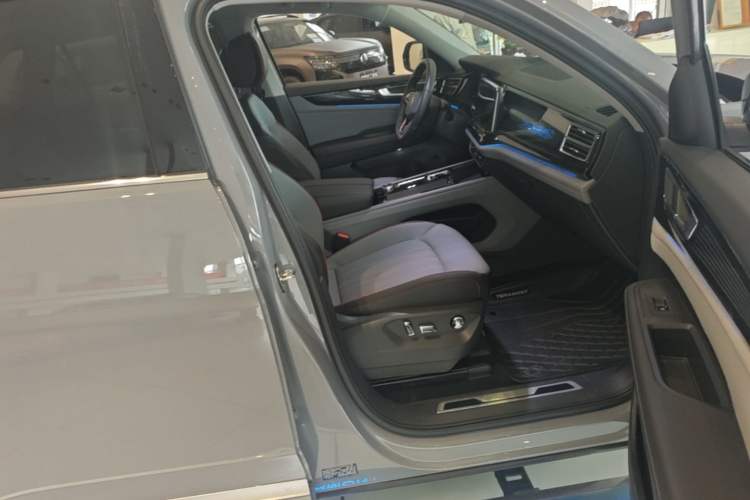 Used Volkswagen Teramont X 2024 380TSI Four-Wheel Drive Prestige Luxury Edition Right Front Seat