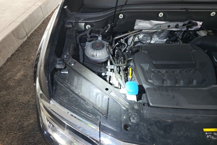 Used Volkswagen Teramont X 2025 Tiguan X 380TSI Four-Wheel Drive Excellence Edition Engine Bay Right