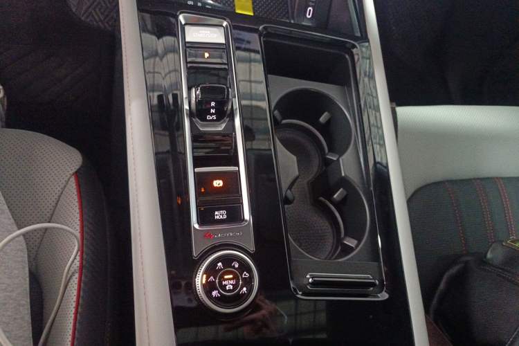 Used Volkswagen Teramont X 2025 Tiguan X 380TSI Four-Wheel Drive Excellence Edition Gear Lever