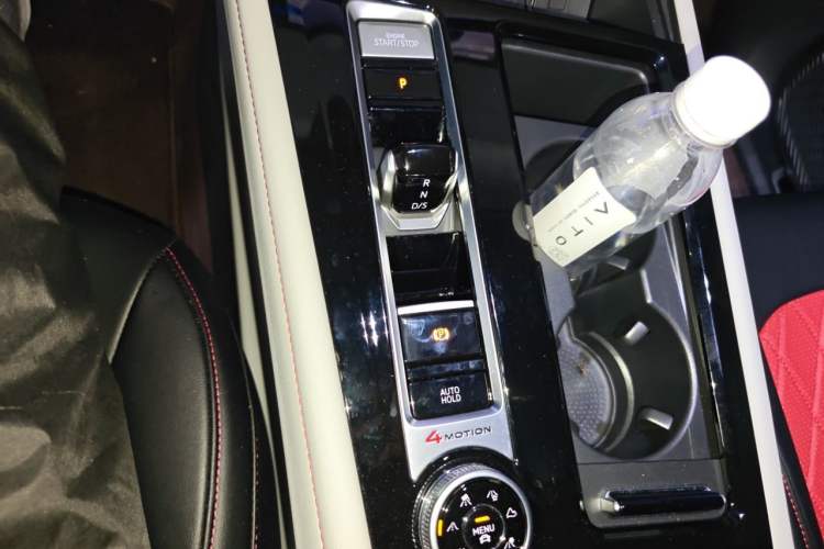 Used Volkswagen Teramont X 2025 Tiguan X 380TSI Four-Wheel Drive Excellence Edition Gear Lever