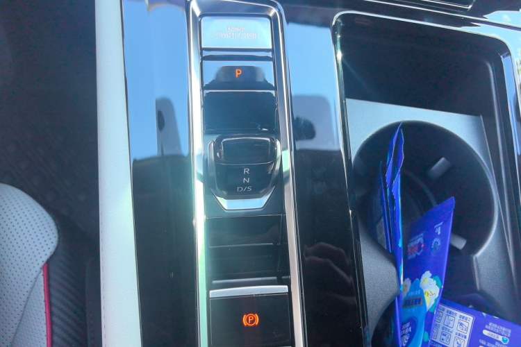 Used Volkswagen Teramont X 2025 Tiguan X 380TSI Four-Wheel Drive Excellence Edition Gear Lever