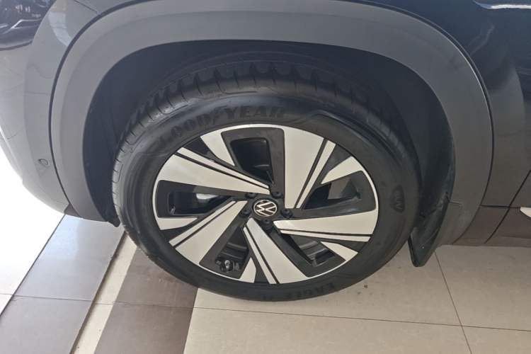Used Volkswagen Teramont X 2025 Tiguan X 380TSI Four-Wheel Drive Excellence Edition Left Front Wheel Hub