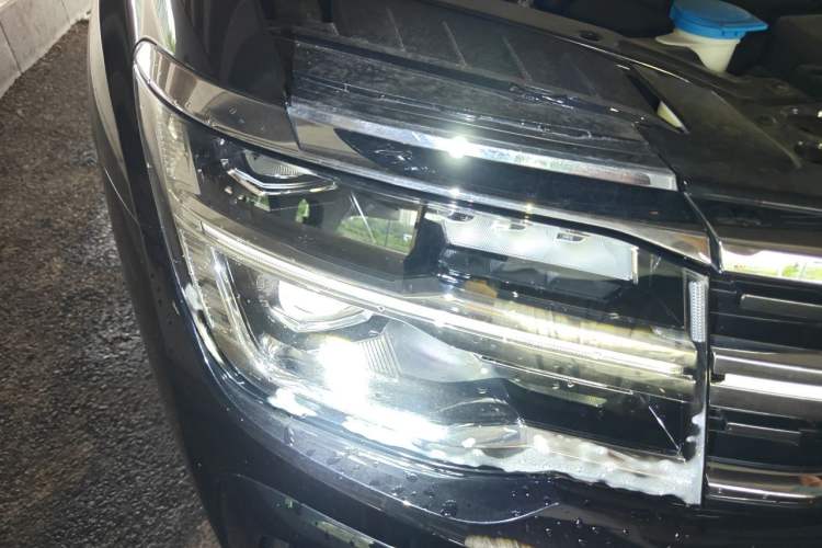 Used Volkswagen Teramont X 2025 Tiguan X 380TSI Four-Wheel Drive Excellence Edition Right Front Headlight