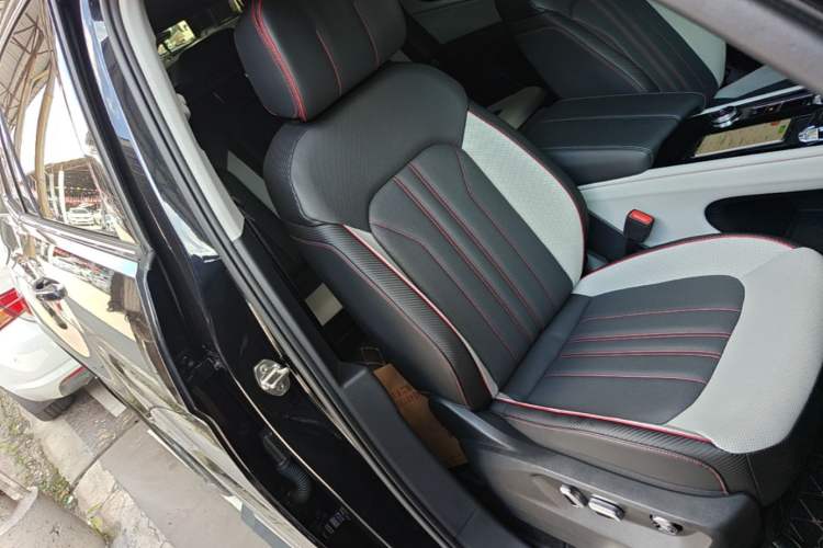 Used Volkswagen Teramont X 2025 Tiguan X 380TSI Four-Wheel Drive Excellence Edition Right Front Seat