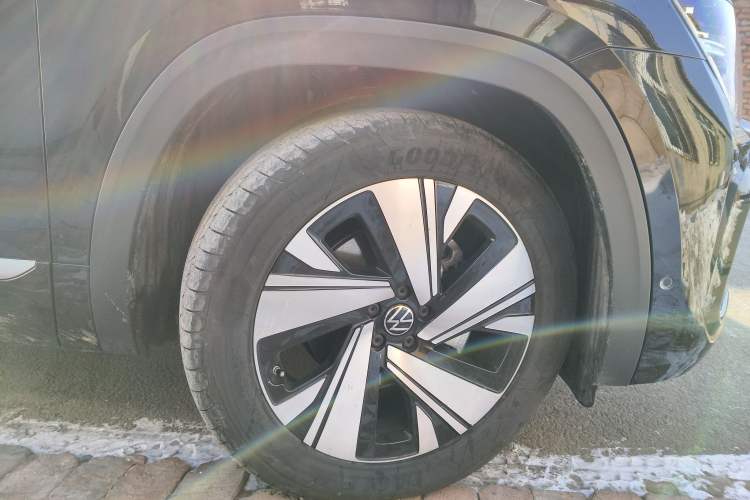 Used Volkswagen Teramont X 2025 Tiguan X 380TSI Four-Wheel Drive Excellence Edition Right Front Wheel Hub