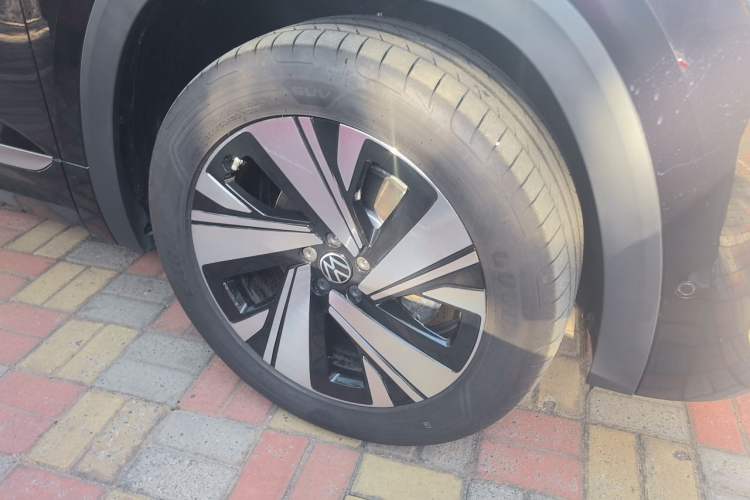 Used Volkswagen Teramont X 2025 Tiguan X 380TSI Four-Wheel Drive Excellence Edition Right Front Wheel Hub
