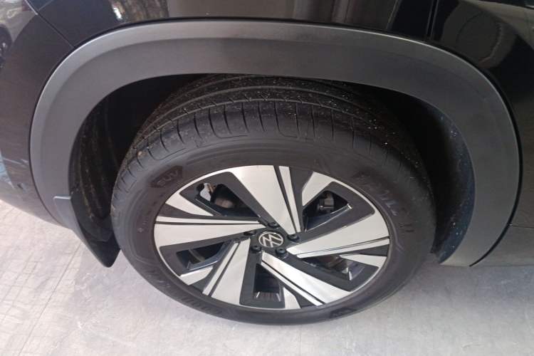 Used Volkswagen Teramont X 2025 Tiguan X 380TSI Four-Wheel Drive Excellence Edition Right Rear Wheel Hub