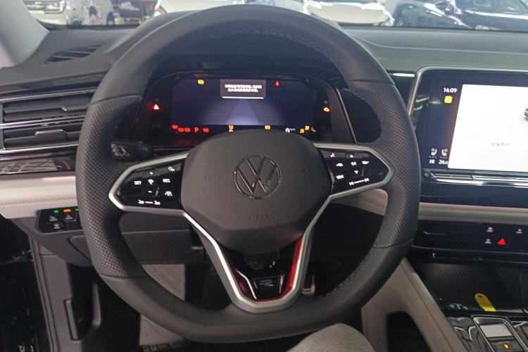 Used Volkswagen Teramont X 2025 Tiguan X 380TSI Four-Wheel Drive Excellence Edition Steering Wheel