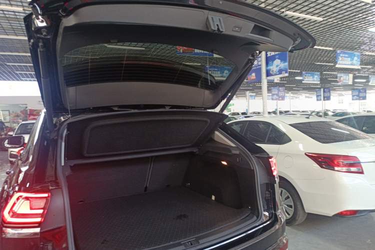 Used Volkswagen Teramont X 2025 Tiguan X 380TSI Four-Wheel Drive Excellence Edition Trunk