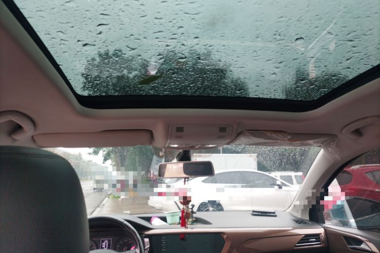 Used Volkswagen Tharu 2020 280TSI Two-Wheel Drive Comfort Edition China VI Standard Headliner
