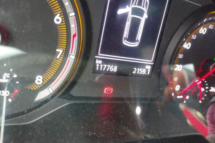 Used Volkswagen Tharu 2020 280TSI Two-Wheel Drive Comfort Edition China VI Standard Odometer Close Up