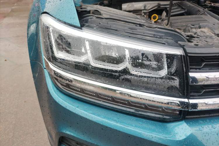 Used Volkswagen Tharu 2020 280TSI Two-Wheel Drive Comfort Edition China VI Standard Right Front Headlight