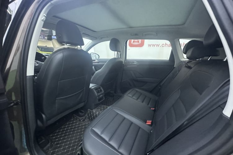 Used Volkswagen Tharu 2020 280TSI Two-Wheel-Drive Flagship Version China VI Interior 4