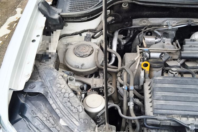 Used Volkswagen Tharu 2020 280TSI Two-Wheel Drive Luxury Plus Version China VI Standard Engine Bay Right