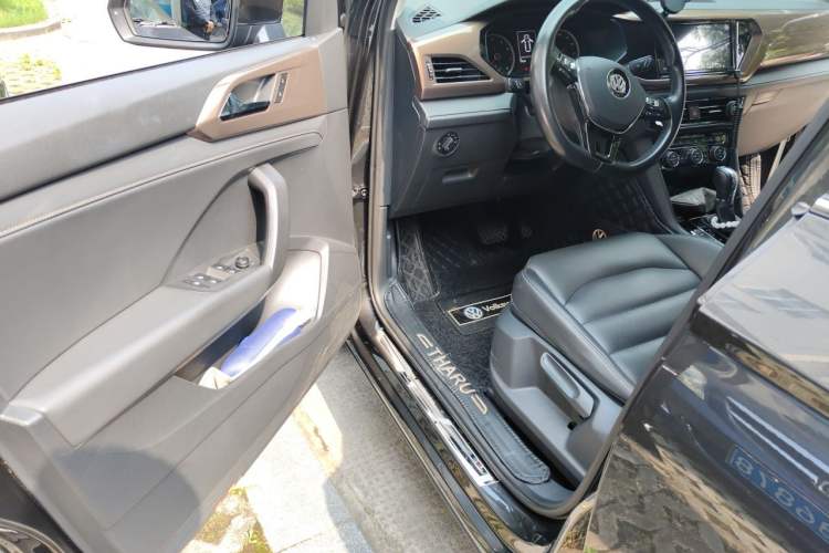 Used Volkswagen Tharu 2019 280TSI Two-Wheel Drive Luxury Version China VI Standard Driver Seat